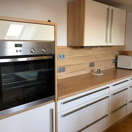 100qm Ferienwohnung In Halberstadt, Dem Tor Zum Harz Apartment
